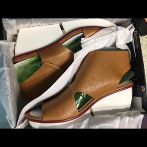 Naya sling back 12 M, just in time for the Summer